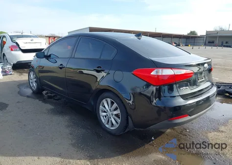 2014 Kia Forte Lx z USA, uszkodzony, nr VIN KNAFX4A68E5177581